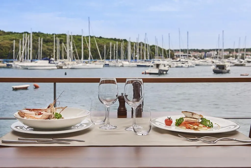 Apartahotel Ribarska Koliba Resort Pula