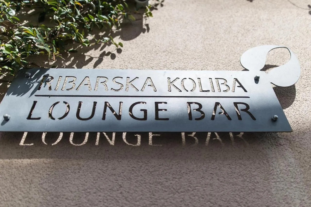 Ribarska Koliba Resort Pula 4*,
